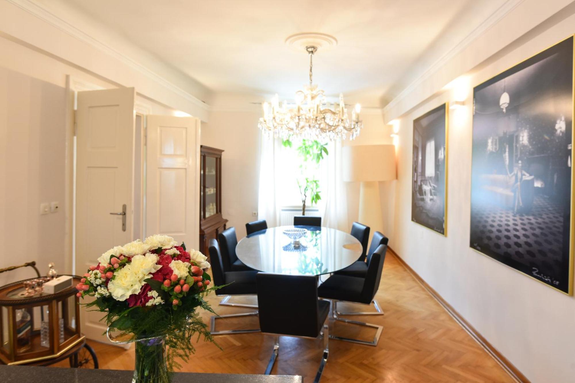 Neoclassical Luxury Apartment Ljubljana Eksteriør bilde