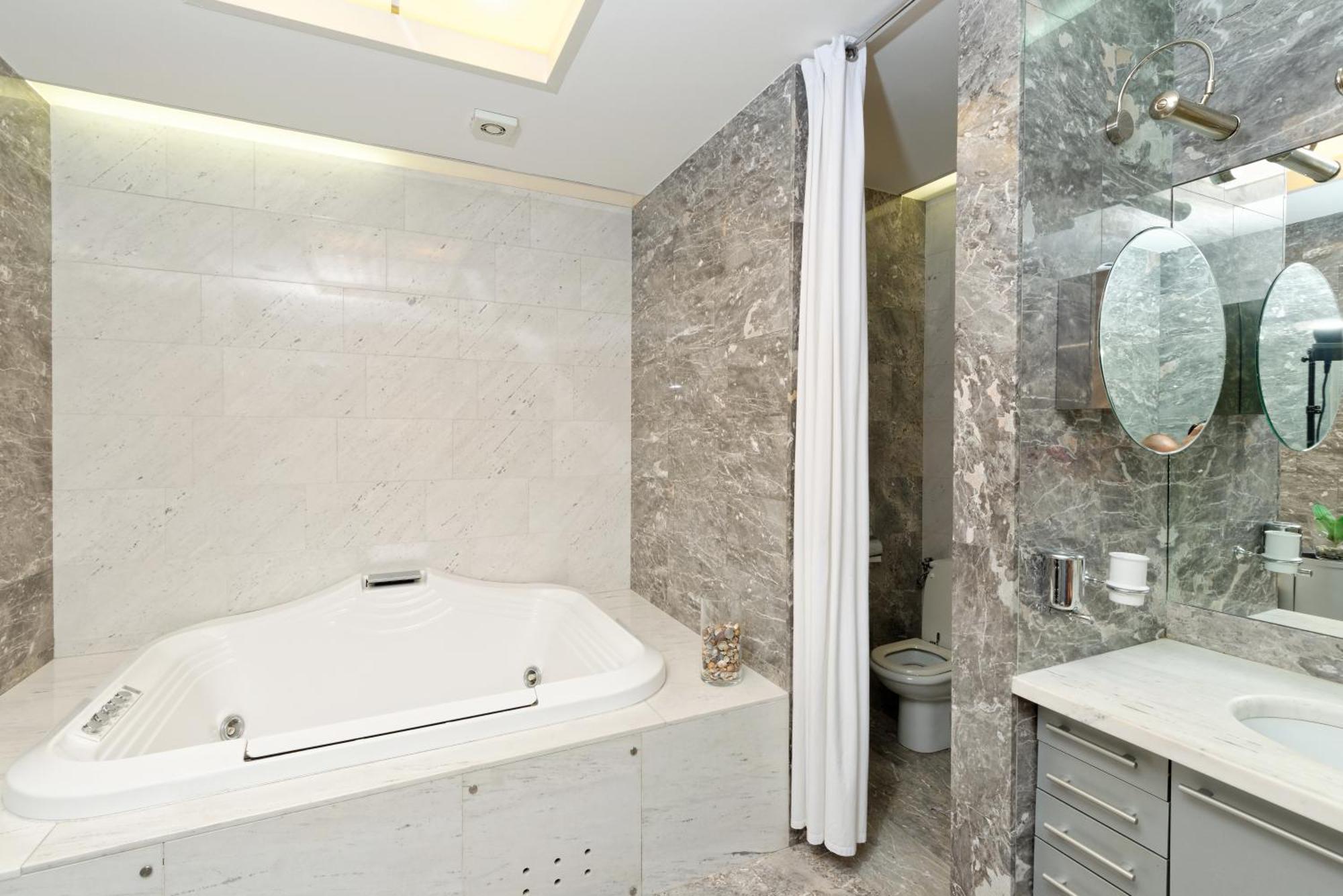 Neoclassical Luxury Apartment Ljubljana Eksteriør bilde