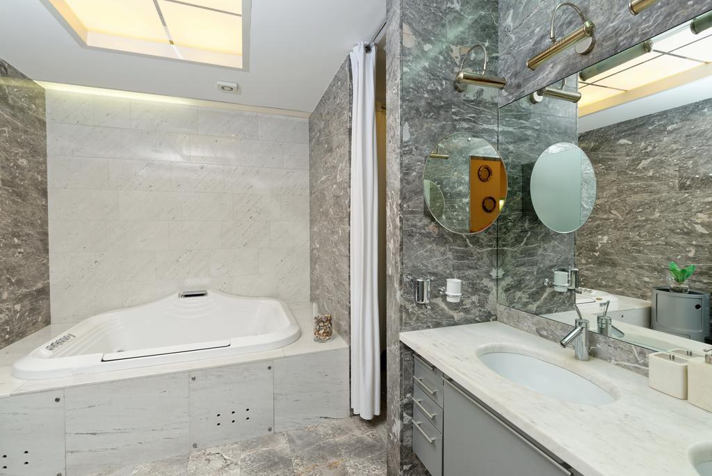 Neoclassical Luxury Apartment Ljubljana Eksteriør bilde